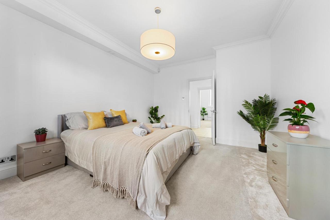 Harrods 2 Bed Lux Flat W/Patio Apartment London Luaran gambar